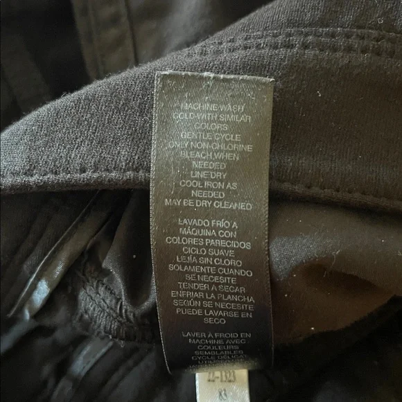 White House Black Market Classic Black Trousers - Picture 7 of 8